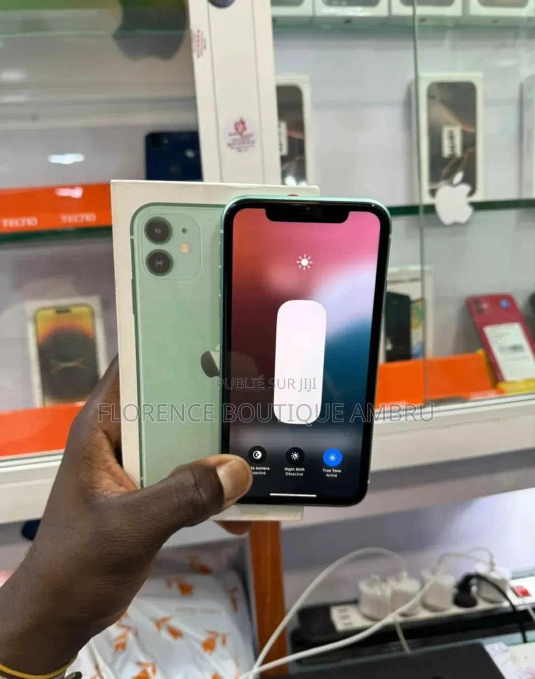 Nouveau Apple iPhone 11 128 GB Vert