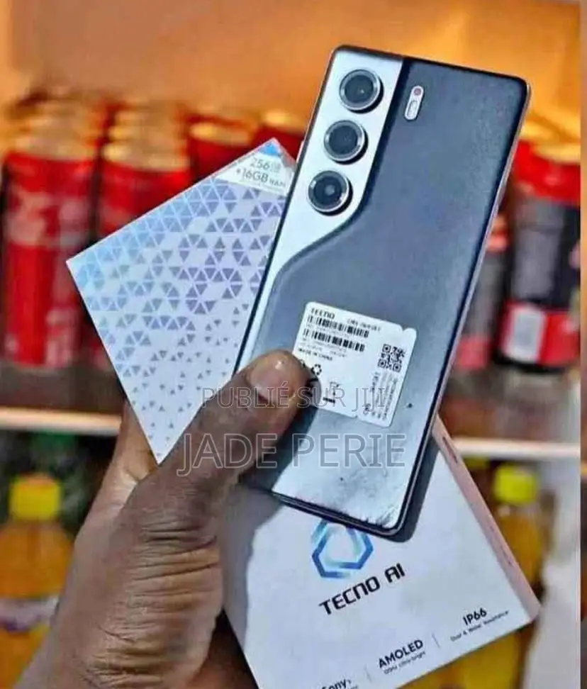 Nouveau Tecno Camon 40 128 GB Gris