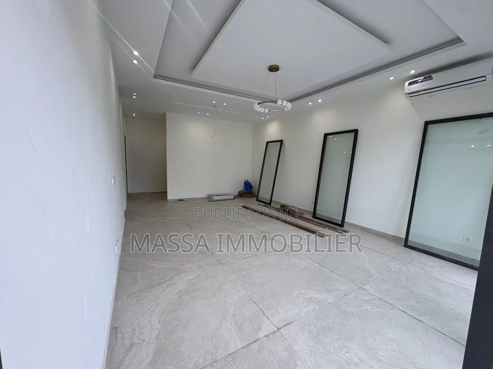 2chbre Appartement dans Massa Immobilier, Cocody à Louer