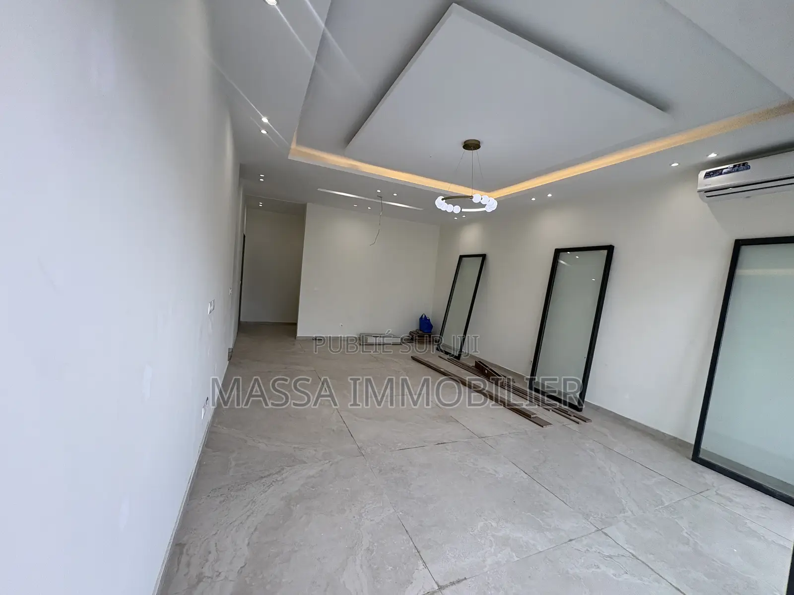 2chbre Appartement dans Massa Immobilier, Cocody à Louer