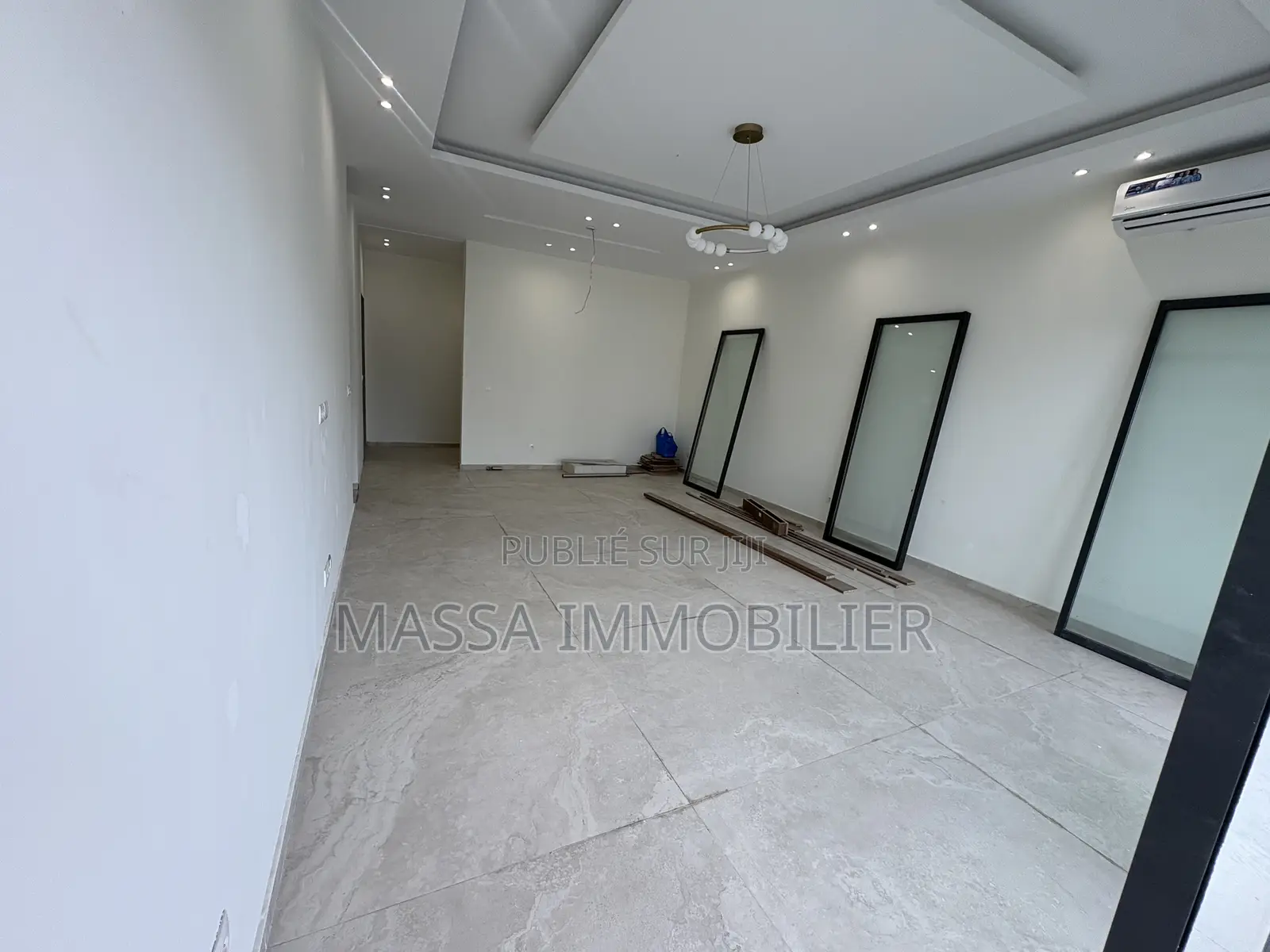 2chbre Appartement dans Massa Immobilier, Cocody à Louer