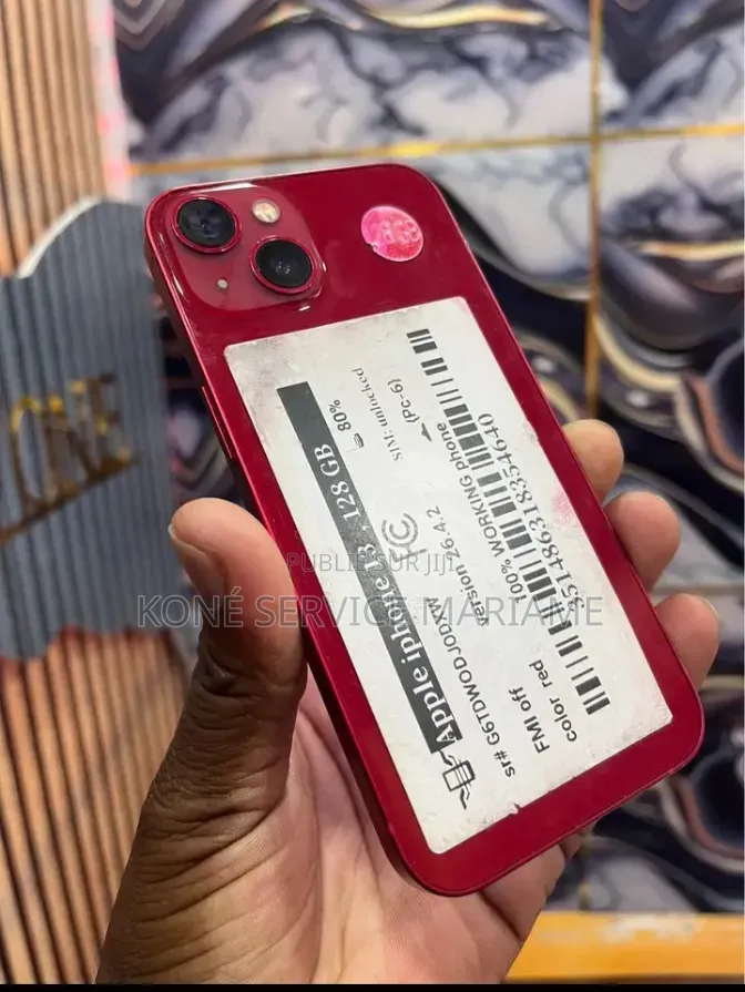 Nouveau Apple iPhone 13 256 GB Rouge