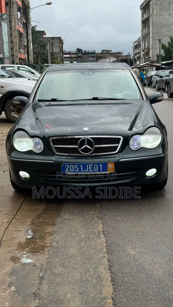 Mercedes-Benz C200 2004 Noir