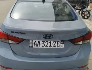 Hyundai Elantra 2016 Bleu