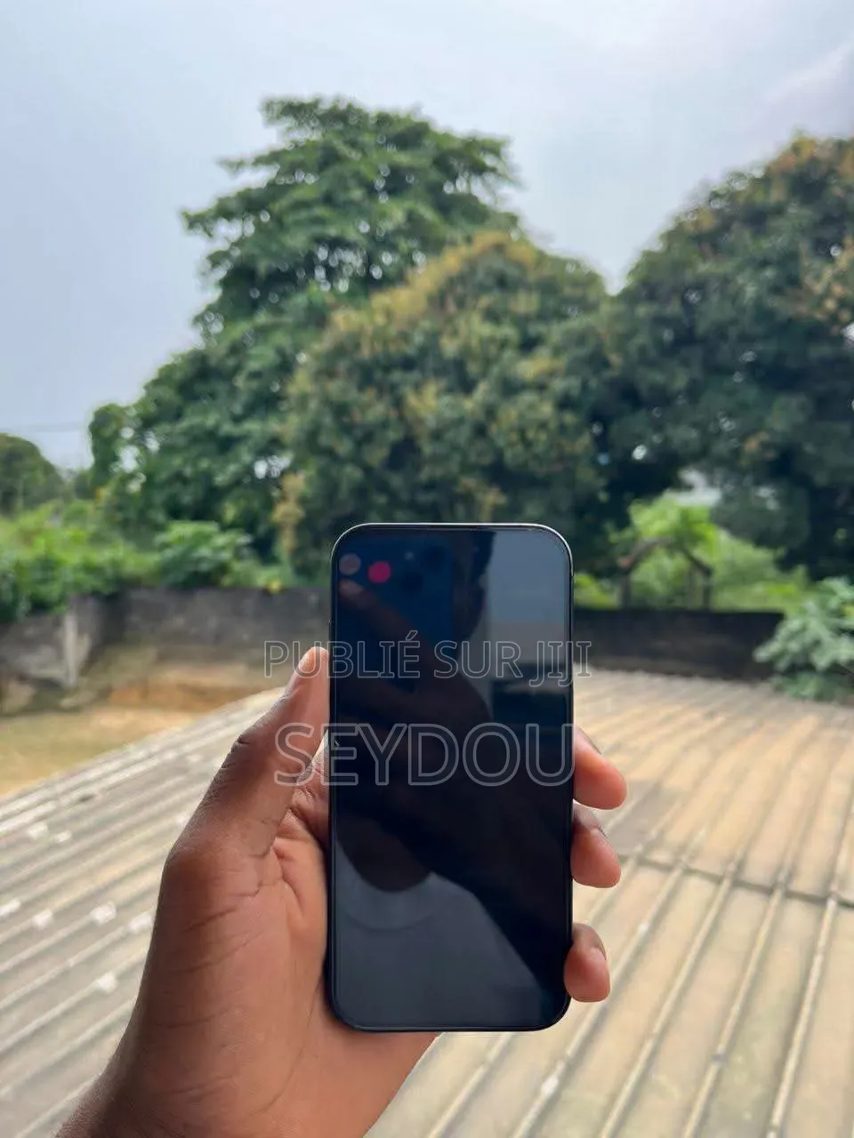 Nouveau Apple iPhone 15 Pro 256 GB Noir