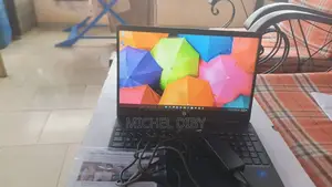Nouveau HP Stream Laptop 4GB Intel Celeron SSD 128GB
