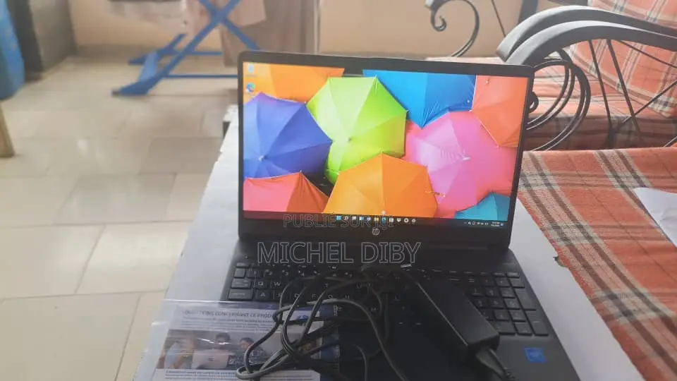 Nouveau HP Stream Laptop 4GB Intel Celeron SSD 128GB