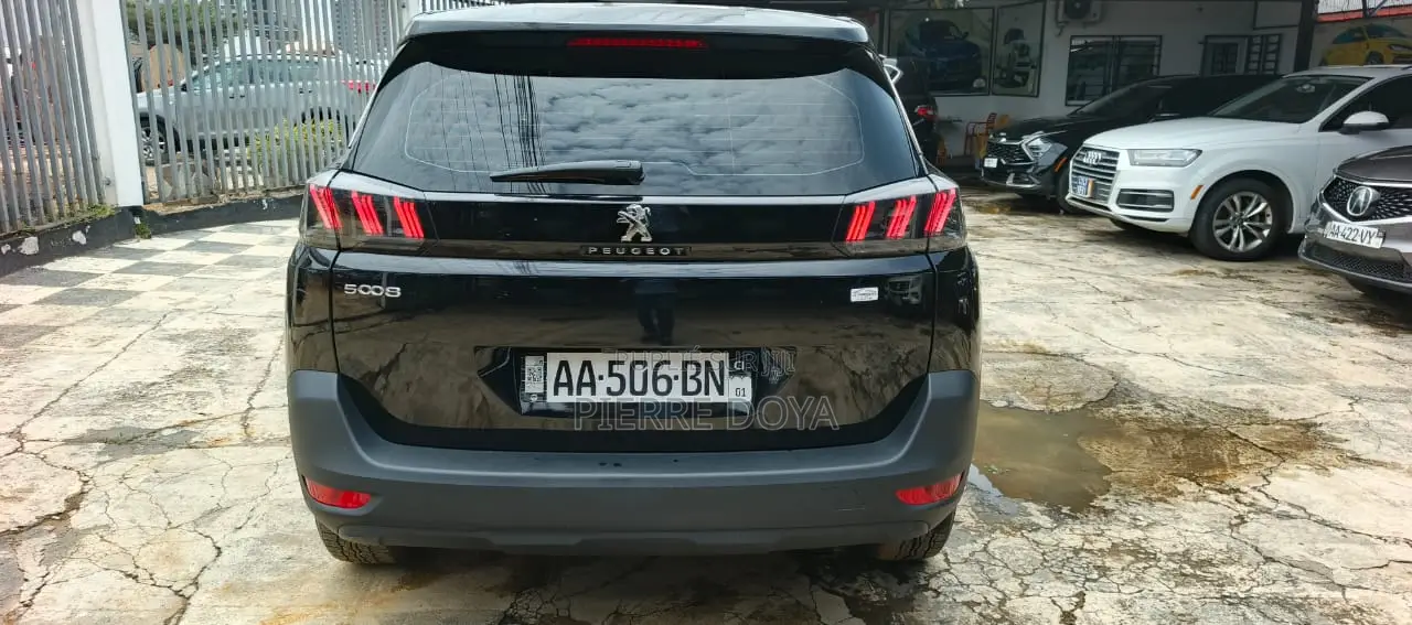 Peugeot 5008 2022 Noir