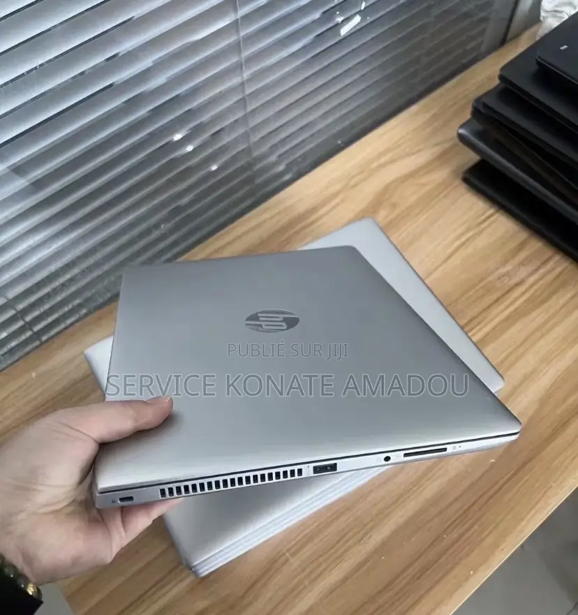 Nouveau HP EliteBook 840 G3 128GB Intel Core i3 SSHD (Hybrid) 72GB