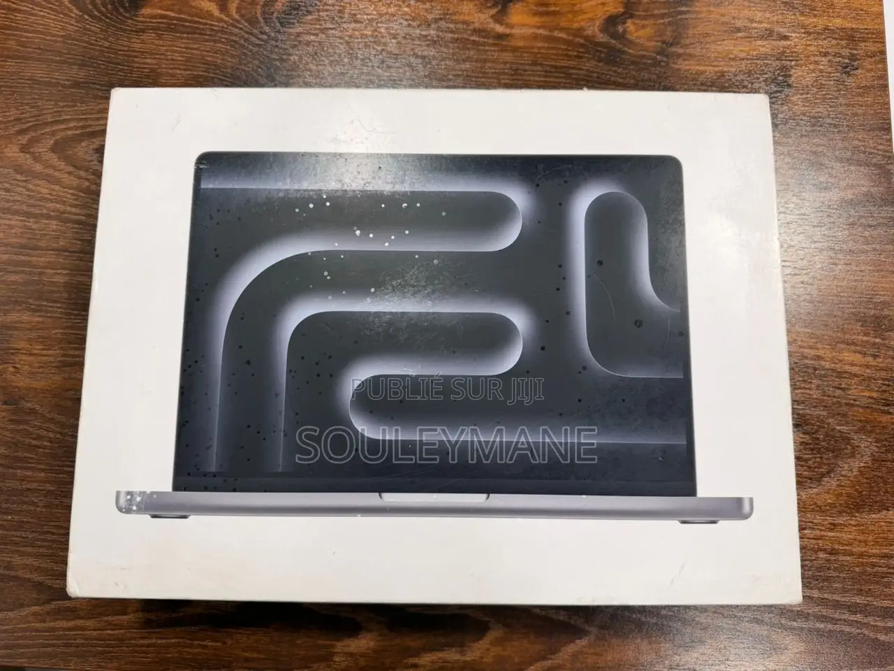 Apple MacBook Pro 2023 M3 8GB Apple M3 Pro SSD 512GB