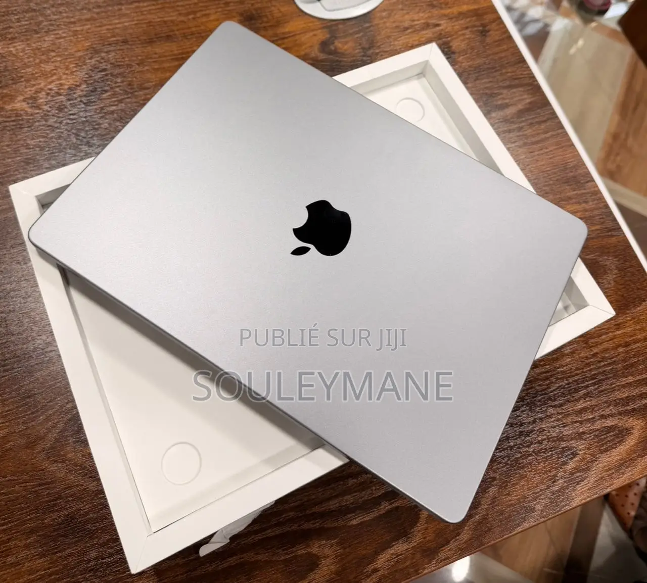 Apple MacBook Pro 2023 M3 8GB Apple M3 Pro SSD 512GB