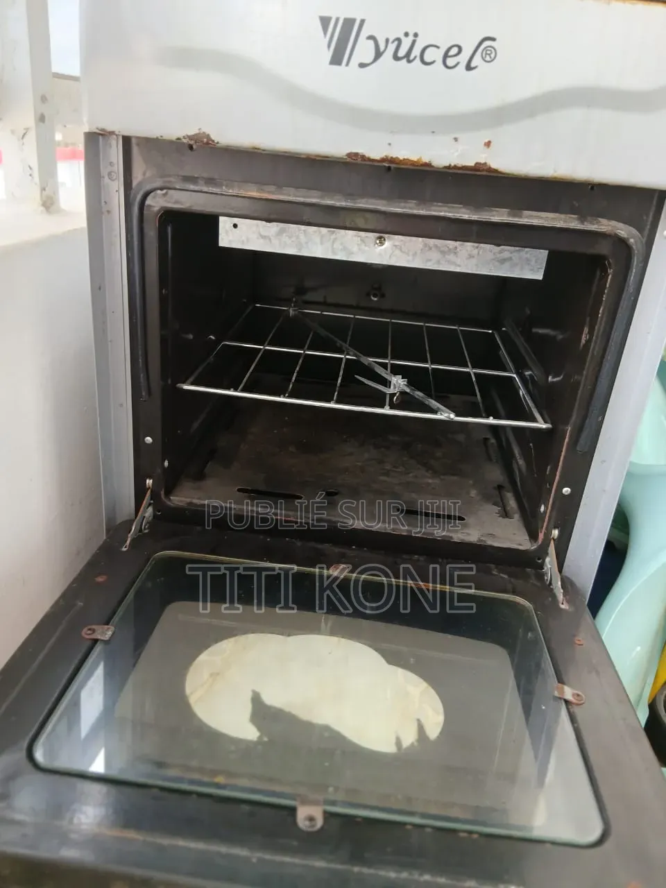 Cuisinière d'Occasion Bien Entretenue – Qualité Garantie – 30 000 Fcfa
