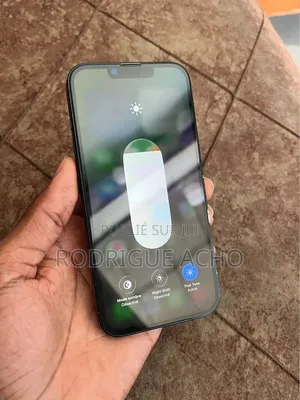 Nouveau Apple iPhone 13 256 GB Noir