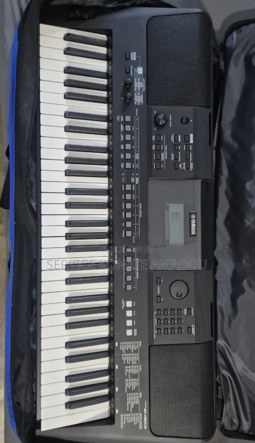 Avec Arguments Yamaha PSR-Sx600 À Vendre 1200 Sons 400 Styles Haut-