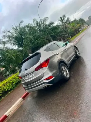 Hyundai Santa Fe 2019 Gris