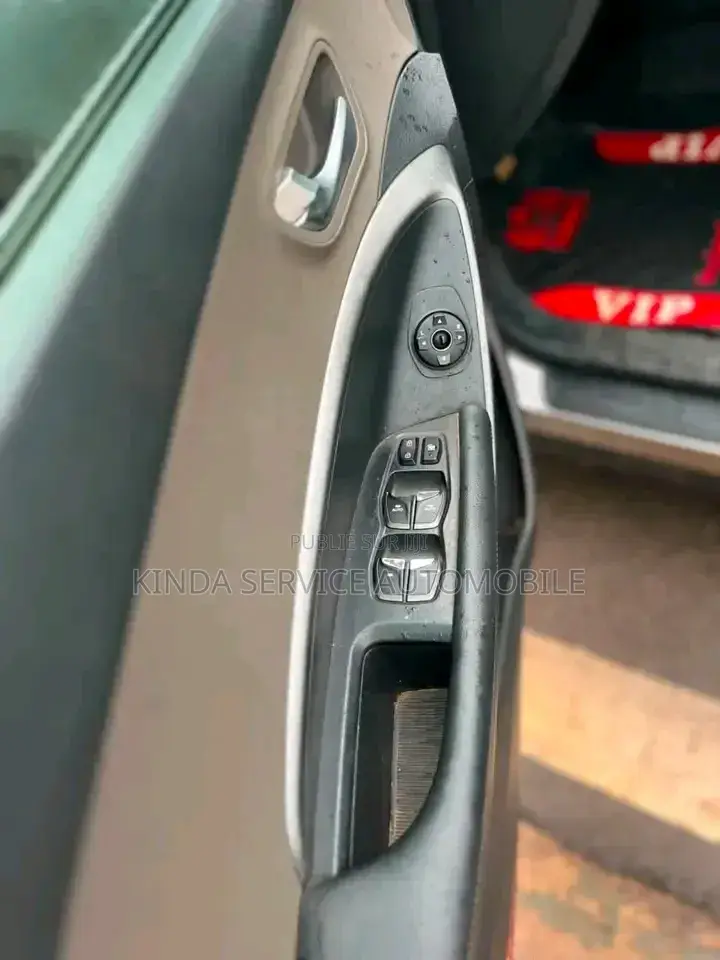 Hyundai Santa Fe 2019 Gris