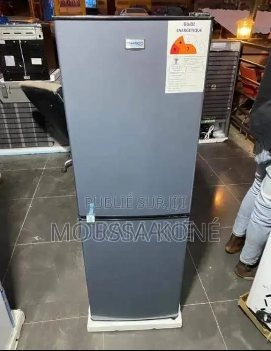 Congélateur Disponible