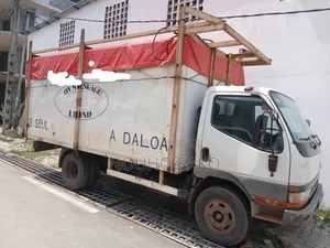 Mitsubishi Canter 2004
