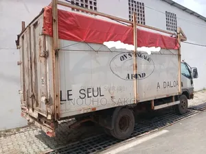 Mitsubishi Canter 2004