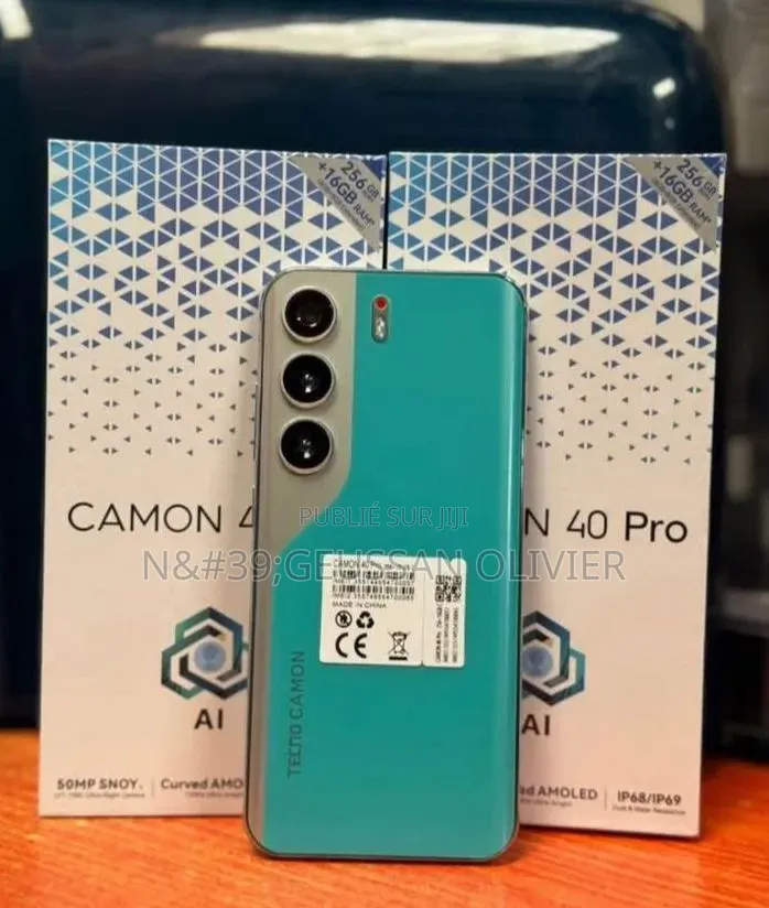 Nouveau Tecno Camon 40 256 GB Bleu