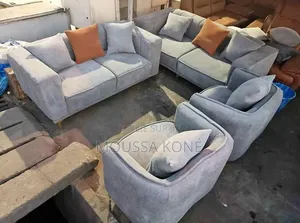 Fauteuil Disponible