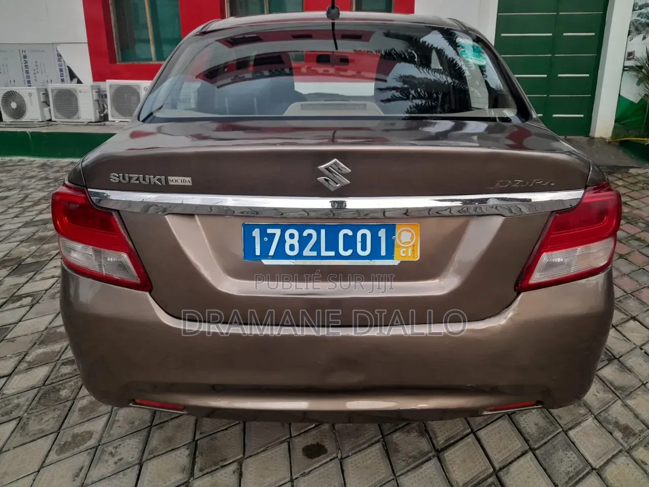 Suzuki Dzire 2022 Marron