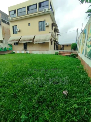 5chbre Duplex dans Grâces Immobilier, Bingerville à Louer