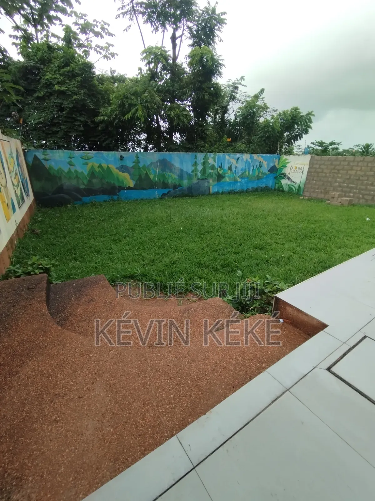 5chbre Duplex dans Grâces Immobilier, Bingerville à Louer