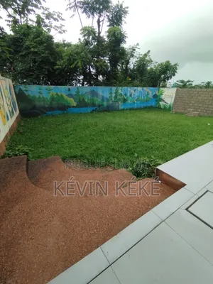 5chbre Duplex dans Grâces Immobilier, Bingerville à Louer