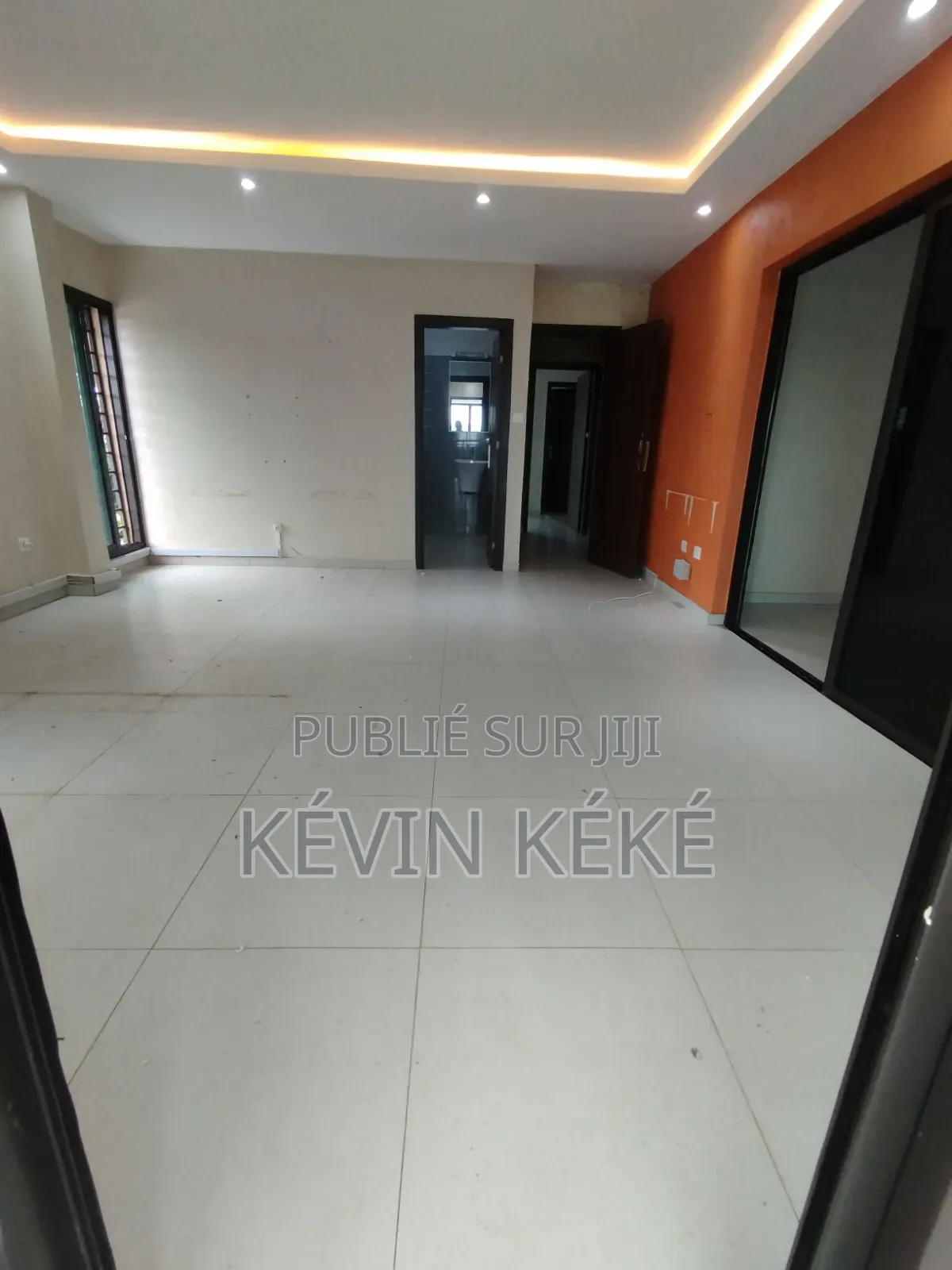 5chbre Duplex dans Grâces Immobilier, Bingerville à Louer