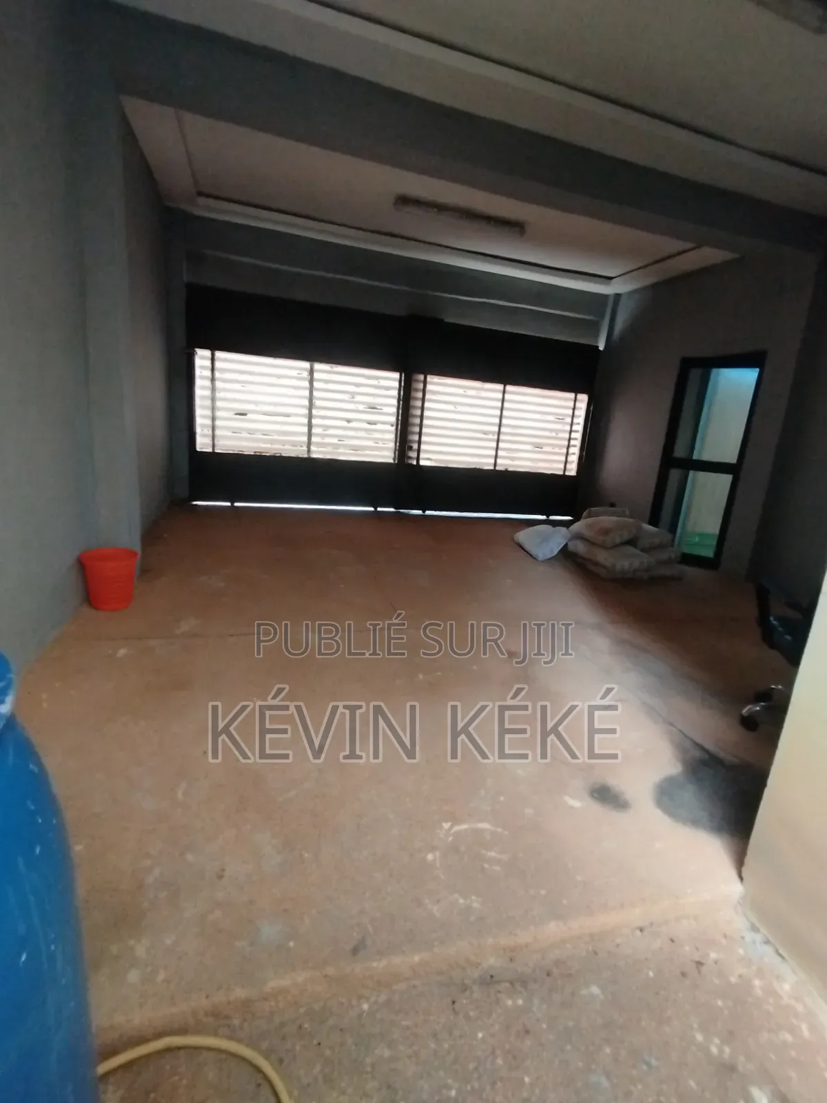 5chbre Duplex dans Grâces Immobilier, Bingerville à Louer