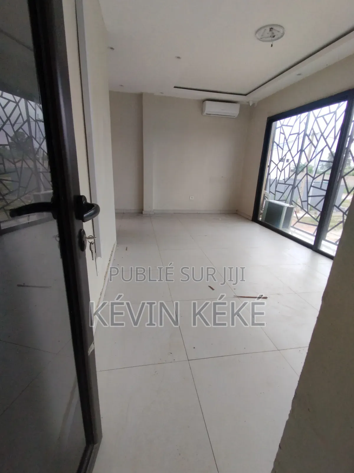 5chbre Duplex dans Grâces Immobilier, Bingerville à Louer