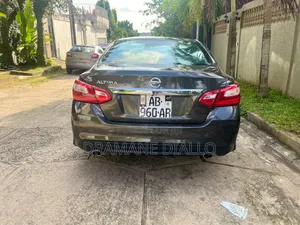 Nissan Altima 2016 Marron
