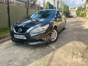 Nissan Altima 2016 Marron