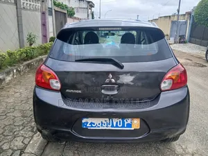 Mitsubishi Mirage 2014 Gris
