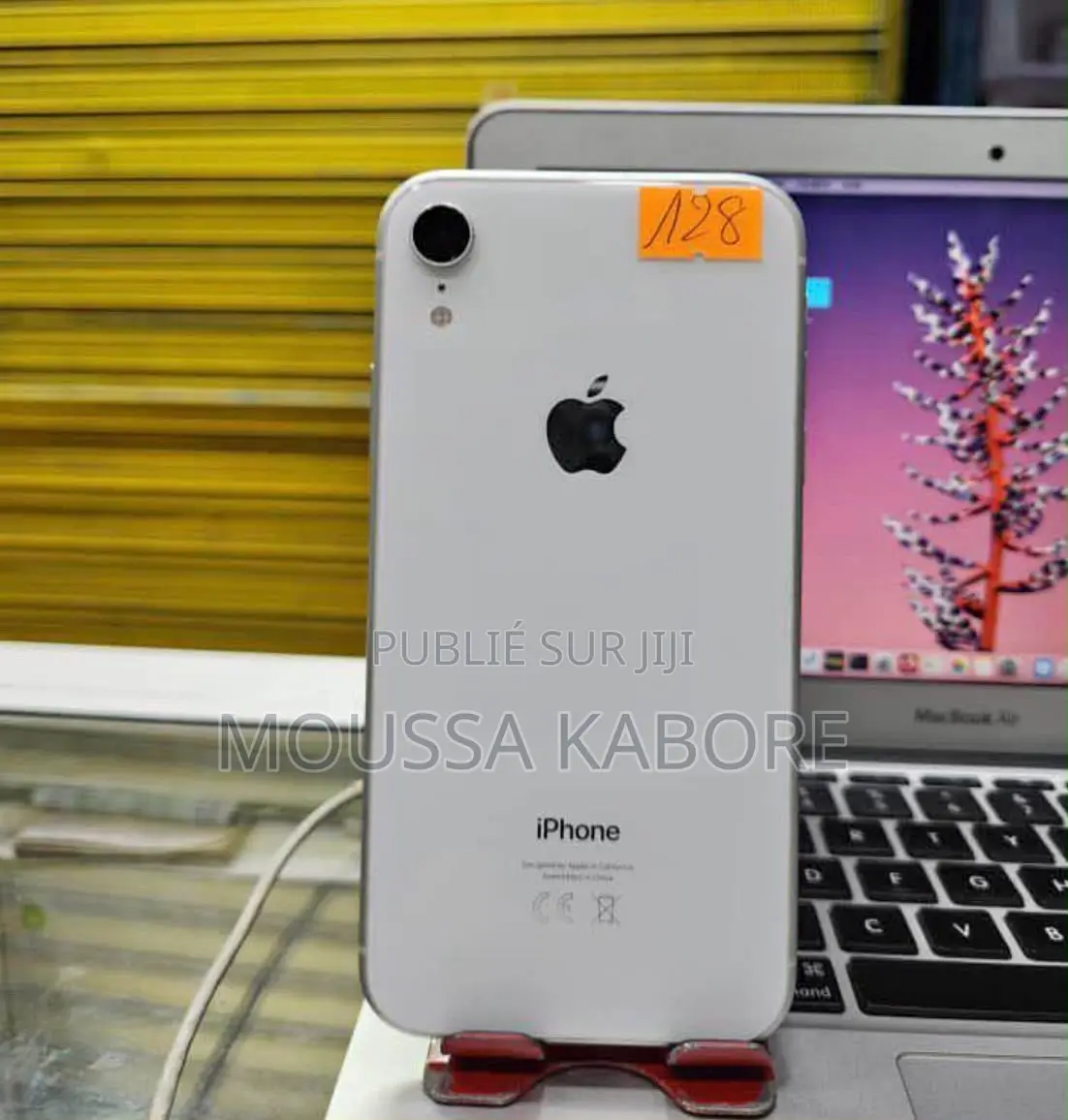 Nouveau Apple iPhone XR 64 GB Blanc