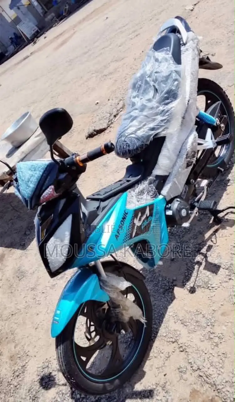 Nouveau KTM RC 125 2025 Bleu