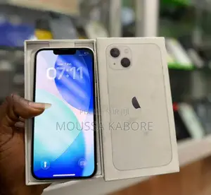 Nouveau Apple iPhone 13 128 GB Blanc