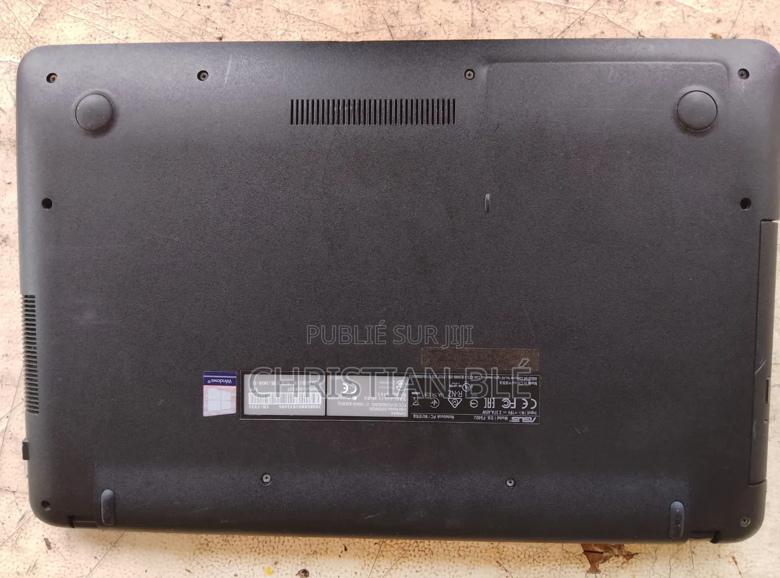 Nouveau Ordinateur portable Asus F542UA 8GB Intel Core i5 SSD 1T