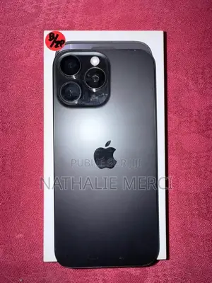 Nouveau Apple iPhone 16 Pro Max 256 GB Noir