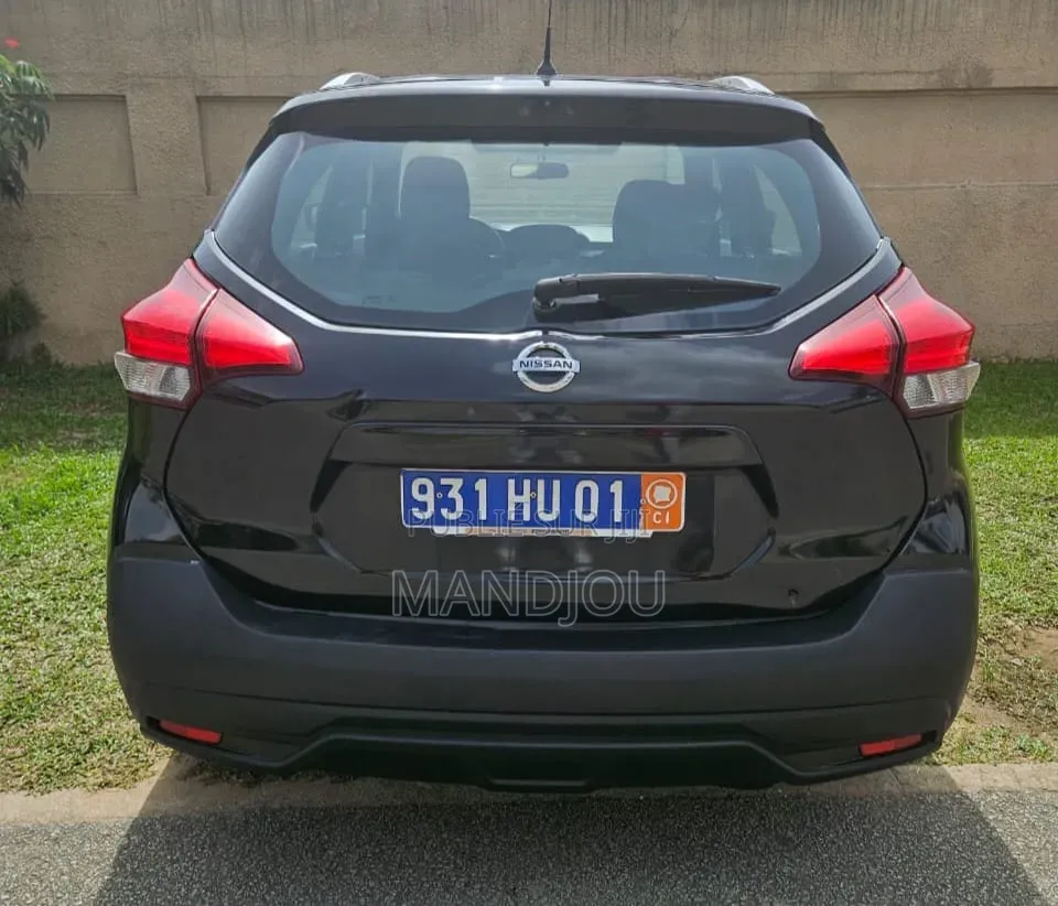 Nissan Kicks 2017 Gris