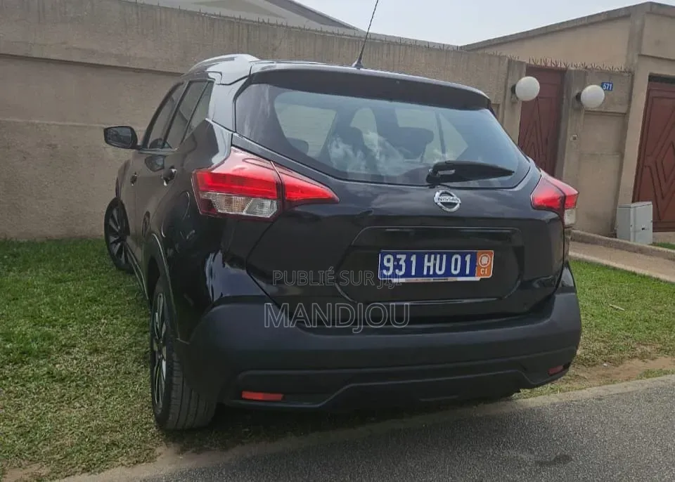 Nissan Kicks 2017 Gris