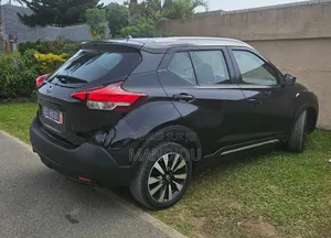 Nissan Kicks 2017 Gris