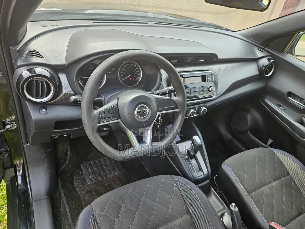 Nissan Kicks 2017 Gris