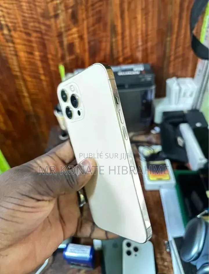 Nouveau Apple iPhone 12 Pro 256 GB Blanc