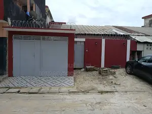 4chbre Villa dans Cocody à Vendre
