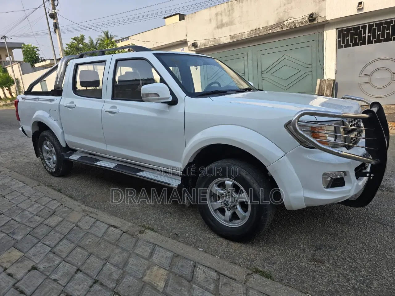 Dongfeng Fengxing Joyear 2016 Blanc cassé