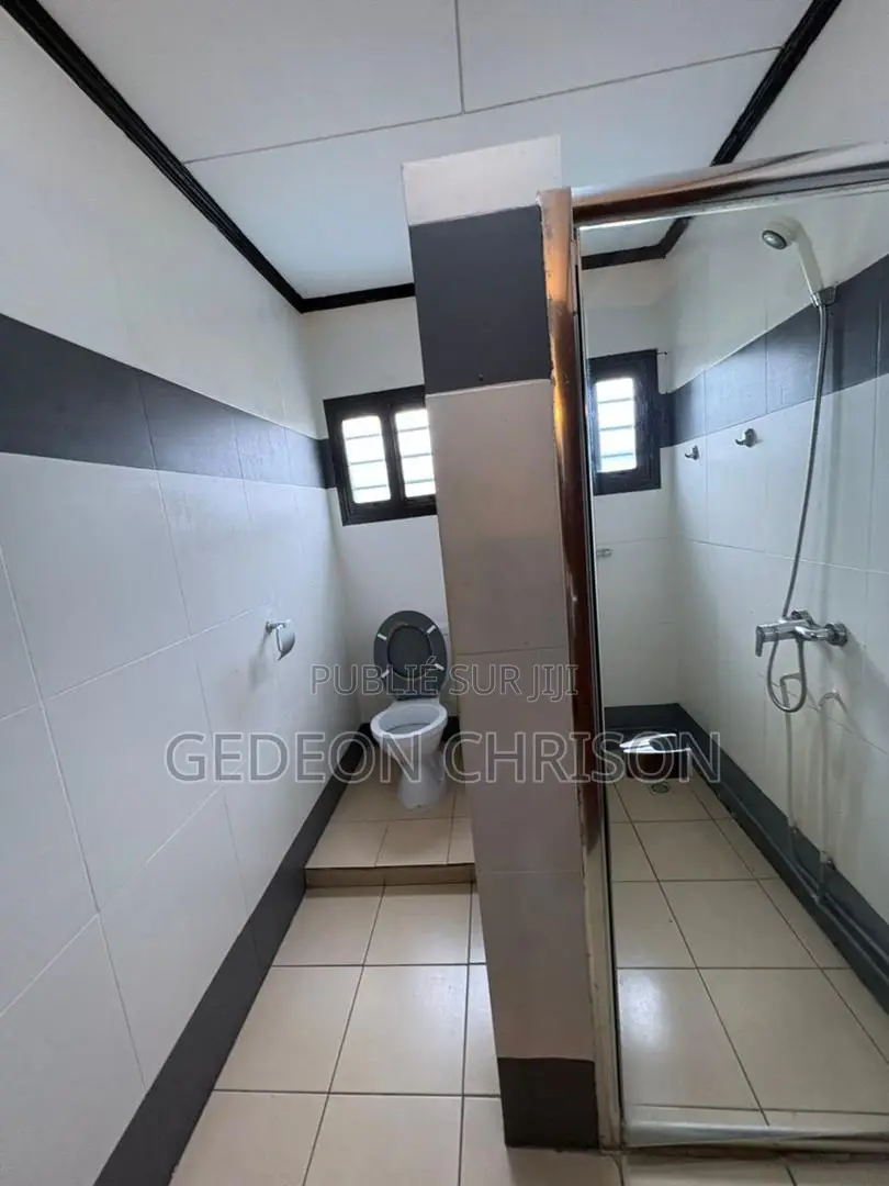 4chbre Villa dans Marcory à Louer