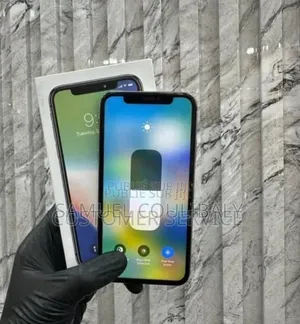 Nouveau Apple iPhone X 64 GB Rouge