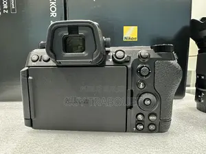 Appareil Photo Hybride Nikon Z6 Iii + Z 24-70mm F/4 S